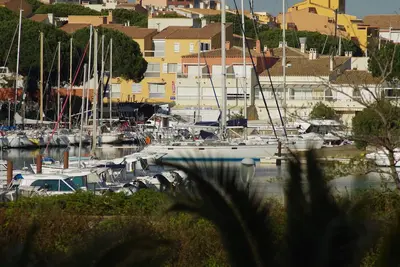 Image de Studio avec Climatiseur piscine parking