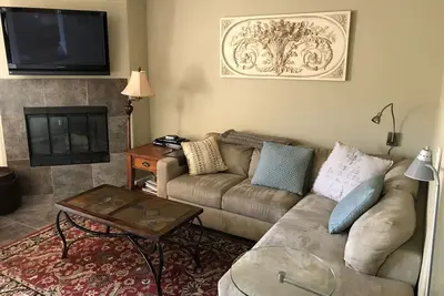 Image de Tucson, Az Condo Location de vacances avec vue sur la montagne