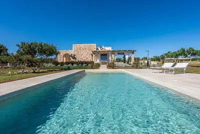 Image de Charmante villa dans le Salento, entourée de verdure et à quelques minutes des plages.