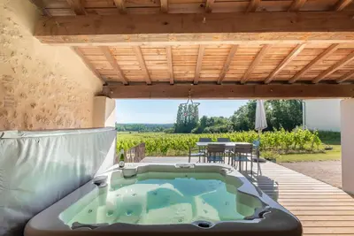 Image de Gîte en plein coeur du vignoble des Graves