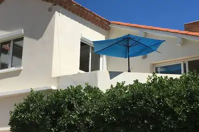 Image de Superbe Appartement idéal pour les familles, proche de la mer, du port.