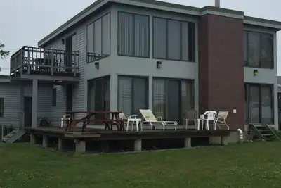 Image de Ocean View Matunuck Accueil - Marche pour l'eau, accès à pied Village!