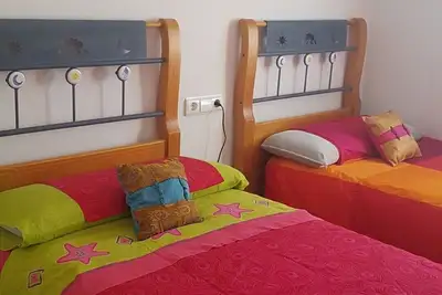 Image de Maison charmante et lumineuse avec grande terrasse à Denia