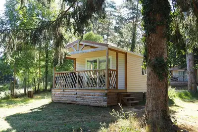 Image de Mobile home Premium en bord de rivière, calme et familial