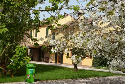 Image de Maison de campagne rénovée avec 3 chambres, pour 5 personnes.
