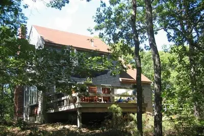 Image de Magnifique cap avec terrasse près des étangs et de l'océan