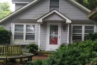 Image de Nouvelle Liste - Adorable chalet au bord de l'eau