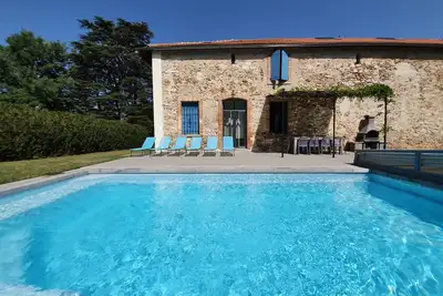 Image de Le Pavillon de Chasse du Château Portos, Clim. , Piscine privative chauffée, 10 p