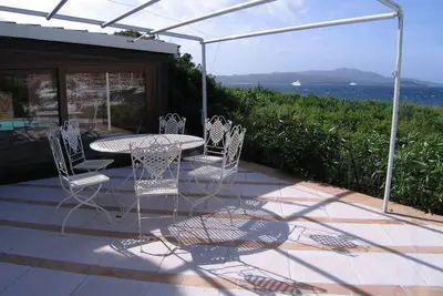 Image de Appartement de cinq pièces avec piscine privée sur le port