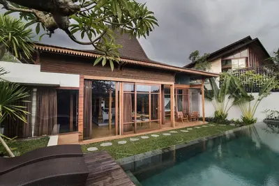 Image de Tunjungsari, Design Traditionnel de Luxe, Villa 3br Ă Sanur