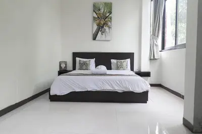 Image de Suite privée avec douche à l'italienne à effet pluie