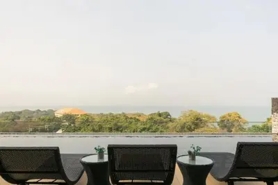 Image de 5 ★ Chambre Familiale Lumineuse Vue Mer Avec Baignoire Jacuzzi