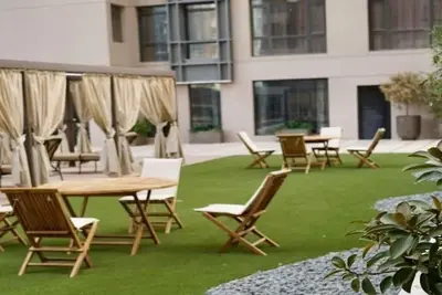 Image de 3 chambres avec un grand balcon