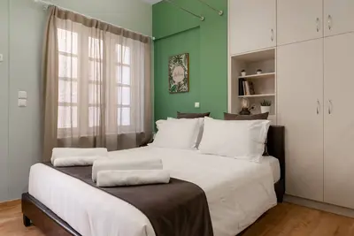 Image de Monastiraki Urban Place, à côté du métro, à 2 minutes à pied de Monastiraki.