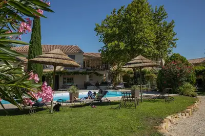 Image de Provence Orange, 4* dans mas restauré 5 pers. avec terrasse, piscine et parking