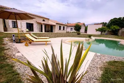 Image de Maison neuve avec piscine