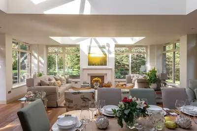 Image de L'histoire rencontre le luxe sur 8 Riverside Acres