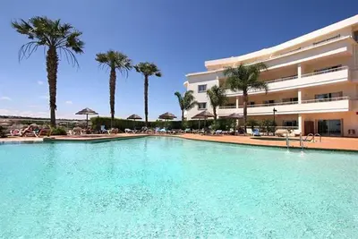 Image de Appartement privé dans le complexe \"Vila MÓS\" avec un beau jardin.