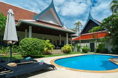 Image de Montaplan - Villa confortable avec piscine 2br