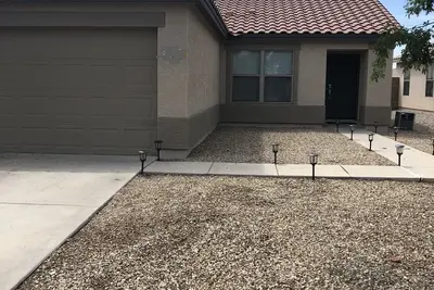 Image de Magnifiquement rénové 3bd, 2ba maison à Surprise, Az