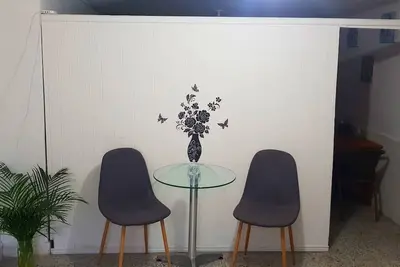 Image de Studio économique près de Laureles