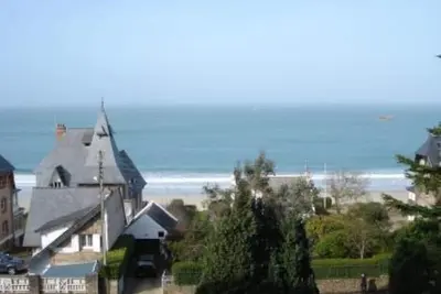 Image de Appartement dans résidence<br>37 bis rue du Maréchal Foch<br>22700 Perros Guirec
