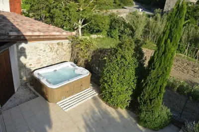 Image de Luxueux cottage 2 chambres avec jacuzzi près de Limoux