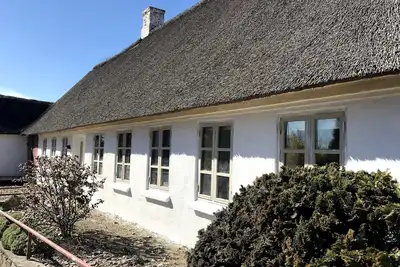 Image de Chalet récemment rénové près de la plage