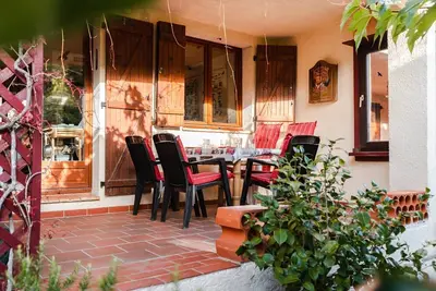 Image de Pluvsp69 : Pavillon 4 pièces climatisé 5 couchages avec jardin et terrasse