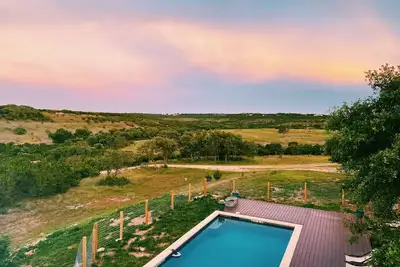 Image de Débranchez et rechargez vos batteries dans cette belle propriété offrant une vue imprenable sur la montagne
