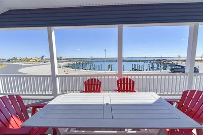 Image de Tropic Like It's Hot dans ce 4 lits / 4. 5 salles de bain magnifique maison!