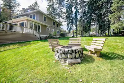 Image de Belle maison historique sur le lac Flathead