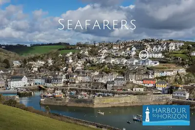Image de Cottage de garde-cĂ´tes avec vue sur le port de Mevagissey avec parking