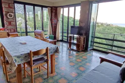 Image de La Bouganville - Appartement avec véranda vue mer - à 400 m de la mer - Wifi