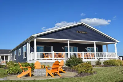 Image de Mer le jour dans ce 4 lits / 4. 5 salles de bain magnifique maison!