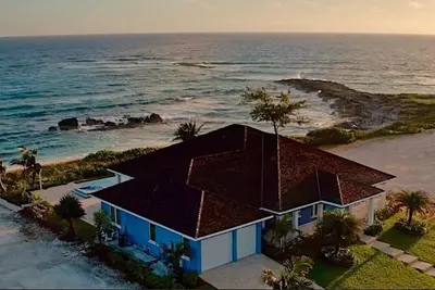 Image de Villa de luxe face à la mer près de Emerald Bay, Exuma