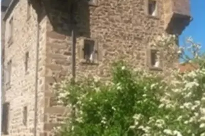 Image de 4 personnes château d Arcis