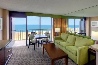 Image de Oceanfront Virginia Beach Quarters Resort 1 chambre 24 août - 31 août 2019 seulement