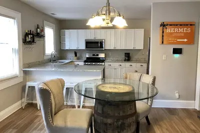 Image de Hollywood House - 14 personnes!