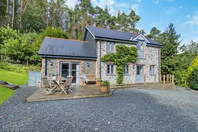 Image de Wisteria Cottage - Bwthyn yr Ardd