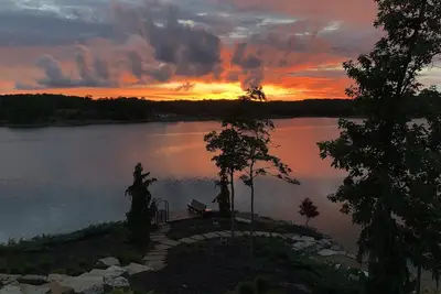Image de Maison du lac alpin vierge avec une vue imprenable et check-in tôt / départ tardif