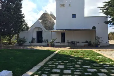 Image de CARACTÉRISTIQUE Borgo Di Trulli