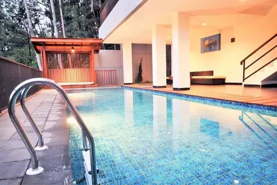 Image de Villa 6 Chambres avec Piscine Dago Hill View 1