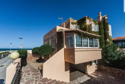 Image de Villa en première ligne de plage près du golf El Saler + wifi. Valencia