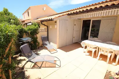 Image de Jolie maison dans résidence sécurisée avec piscine commune (mi juin/mi sept), 5 couchages, . . .