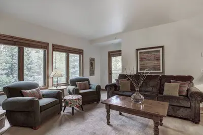 Tyra Riverbend 213: 3 Br / 3 Ba condo à Breckenridge, 10 personnes