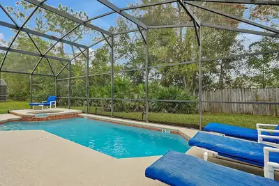 Image de Venez vous évader dans cette maison de 4 chambres avec piscine, en famille, près de Disney!