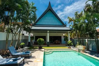 Image de Montra 2 Br villa avec piscine privée à Phuket
