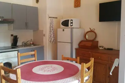 Image de Appartement 3 pièces Résidence Provençale Piscine Parking Climatisation 2 km Mer