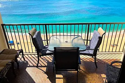 Image de Location Vacances LÉGALE • À Droite Sur La Plage * Condo Convivial Pour Le Budget * Vues Spectaculaires!